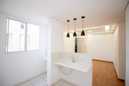 Apartamento para alugar com 45m², 2 quartos e 1 vagaCozinha e Área de Serviço