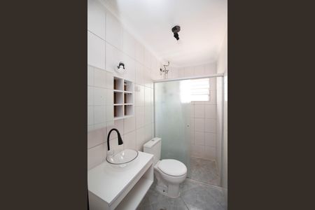Apartamento para alugar com 60m², 2 quartos e 1 vaga Apartamento para alugar com 60m², 2 quartos e 1 vagaBanheiro