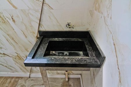 Apartamento à venda com 52m², 2 quartos e 1 vaga Apartamento à venda com 52m², 2 quartos e 1 vagaÁrea de Serviço