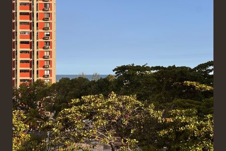 Apartamento à venda com 105m², 3 quartos e 2 vagas Apartamento à venda com 105m², 3 quartos e 2 vagasVaranda
