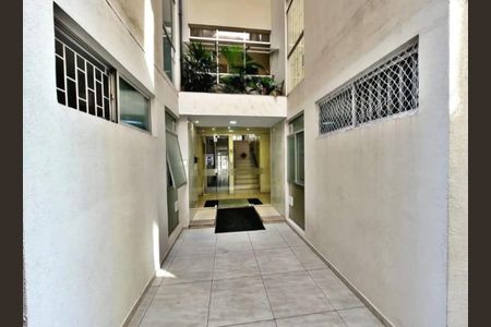 Studio para alugar com 34m², 1 quarto e sem vaga Studio para alugar com 34m², 1 quarto e sem vagaÁrea externa