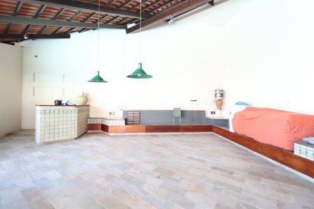 Casa para alugar com 340m², 5 quartos e 4 vagasVaranda