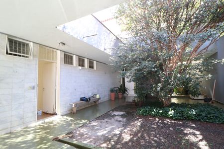 Casa para alugar com 340m², 5 quartos e 4 vagasJardim