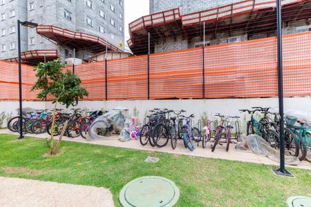 Apartamento para alugar com 32m², 2 quartos e sem vaga Apartamento para alugar com 32m², 2 quartos e sem vagaÁrea comum - Bicicletário
