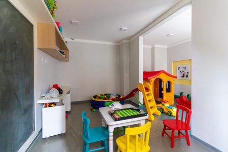 Apartamento para alugar com 32m², 2 quartos e sem vaga Apartamento para alugar com 32m², 2 quartos e sem vagaÁrea comum - Brinquedoteca
