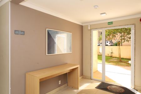 Apartamento para alugar com 32m², 2 quartos e sem vagaÁrea comum - Saguão do prédio