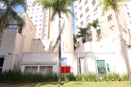 Apartamento para alugar com 32m², 2 quartos e sem vagaPlaca instalada na fachada do condomínio - Código da placa: MURN-507