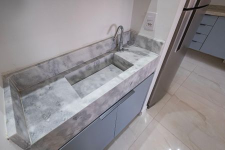 Apartamento para alugar com 28m², 1 quarto e sem vaga Apartamento para alugar com 28m², 1 quarto e sem vagaBanheiro