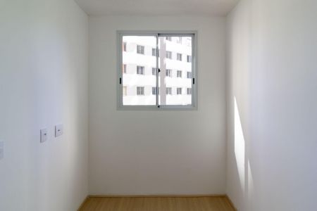 Quarto 1 de apartamento para alugar com 2 quartos, 36m² em Jardim Sabara, São Paulo