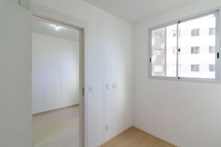 Quarto 1 de apartamento para alugar com 2 quartos, 36m² em Jardim Sabara, São Paulo