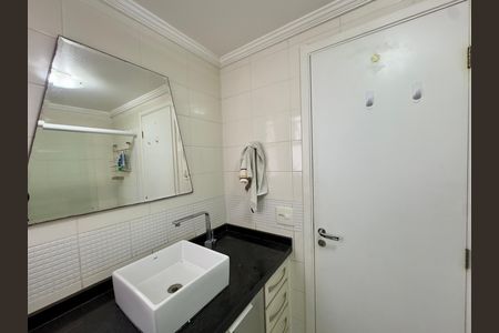 Apartamento à venda com 59m², 3 quartos e 1 vaga Apartamento à venda com 59m², 3 quartos e 1 vagaBanheiro