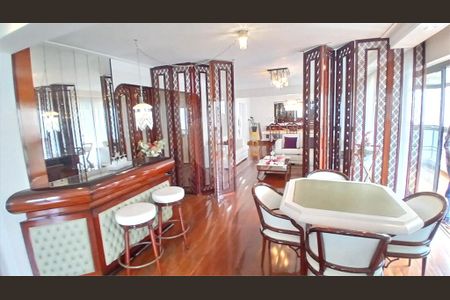 Apartamento à venda com 344m², 4 quartos e 4 vagas