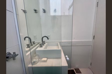 Apartamento à venda com 130m², 3 quartos e 1 vaga Apartamento à venda com 130m², 3 quartos e 1 vagaSuite 2