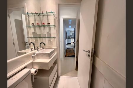 Apartamento à venda com 130m², 3 quartos e 1 vaga Apartamento à venda com 130m², 3 quartos e 1 vagaSuite 3
