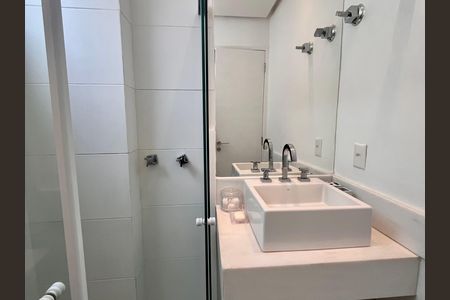 Apartamento à venda com 130m², 3 quartos e 1 vaga Apartamento à venda com 130m², 3 quartos e 1 vagaSuite 2