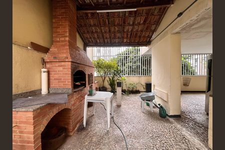 Apartamento à venda com 130m², 3 quartos e 1 vaga Apartamento à venda com 130m², 3 quartos e 1 vagaÁrea comum - Churrasqueira