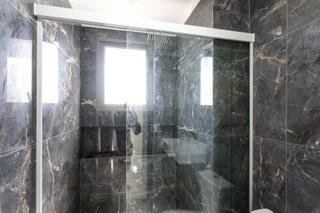 Apartamento para alugar com 88m², 2 quartos e 1 vaga Apartamento para alugar com 88m², 2 quartos e 1 vagaBanheiro da Suíte