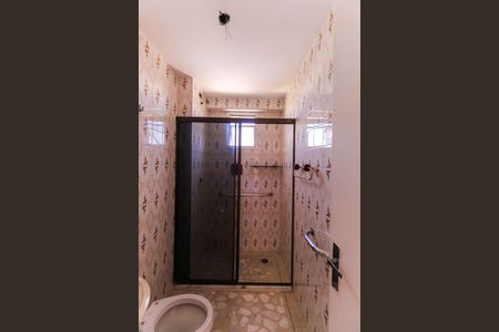 Apartamento à venda com 65m², 2 quartos e 1 vaga Apartamento à venda com 65m², 2 quartos e 1 vagaBanheiro