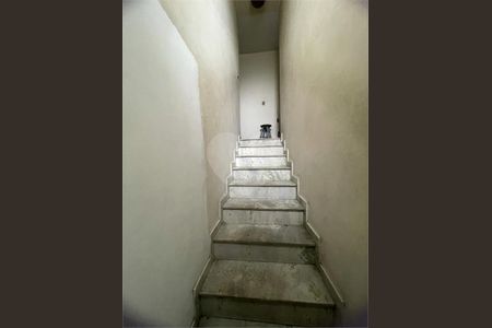 Casa à venda com 4 quartos, 215m² em Vila Guaca, São Paulo