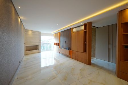 Casa para alugar com 400m², 5 quartos e 8 vagasSala