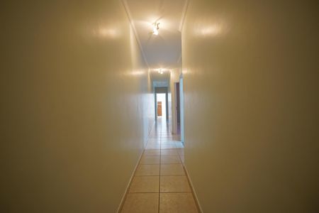Casa para alugar com 400m², 5 quartos e 8 vagasCorredor