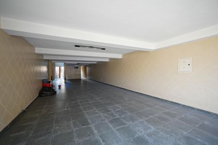 Casa para alugar com 400m², 5 quartos e 8 vagasGaragem