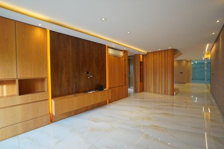 Sala de casa à venda com 4 quartos, 350m² em Vila Mariana, São Paulo