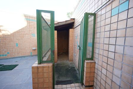 Casa para alugar com 400m², 5 quartos e 8 vagasCanil