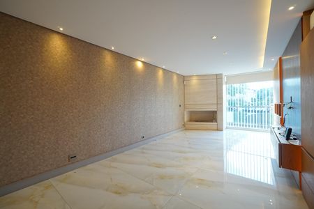 Casa para alugar com 400m², 5 quartos e 8 vagasSala