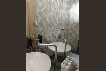 Casa à venda com 4 quartos, 240m² em Jardim São Paulo, São Paulo