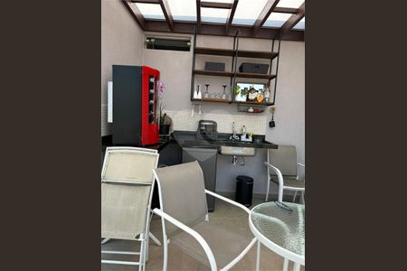 Casa à venda com 4 quartos, 240m² em Jardim São Paulo, São Paulo