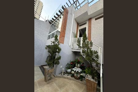Casa à venda com 4 quartos, 240m² em Jardim São Paulo, São Paulo