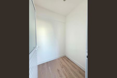 Apartamento à venda com 140m², 4 quartos e 3 vagasQuarto de serviço 
