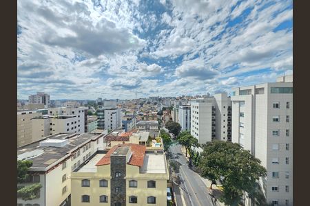 Apartamento à venda com 140m², 4 quartos e 3 vagasVista da sala e quartos 