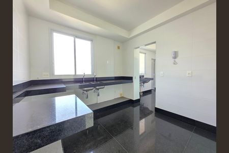 Apartamento à venda com 140m², 4 quartos e 3 vagasCozinha 