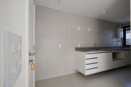 Sala de apartamento à venda com 2 quartos, 62m² em Taquara, Rio de Janeiro