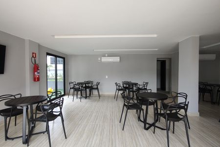 Apartamento à venda com 62m², 2 quartos e 1 vagaÁrea comum - Salão de festas