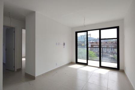 Apartamento à venda com 62m², 2 quartos e 1 vagaSala