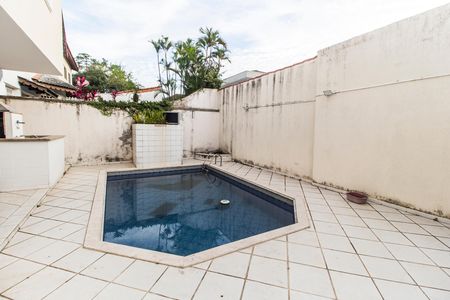 Casa de condomínio à venda com 382m², 4 quartos e 4 vagasPiscina