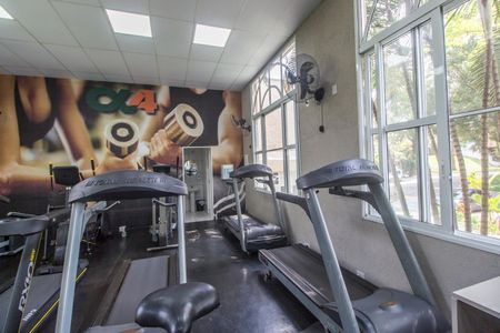 Casa de condomínio à venda com 382m², 4 quartos e 4 vagasAcademia