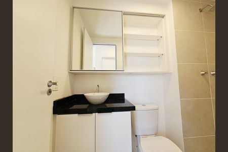 Apartamento à venda com 37m², 2 quartos e sem vaga Apartamento à venda com 37m², 2 quartos e sem vagaBanheiro