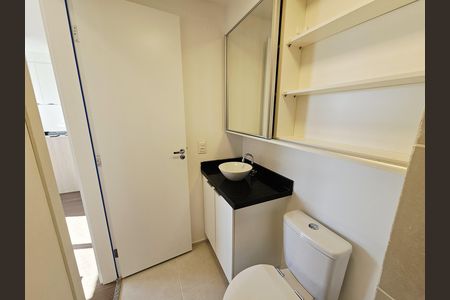 Apartamento à venda com 37m², 2 quartos e sem vaga Apartamento à venda com 37m², 2 quartos e sem vagaBanheiro