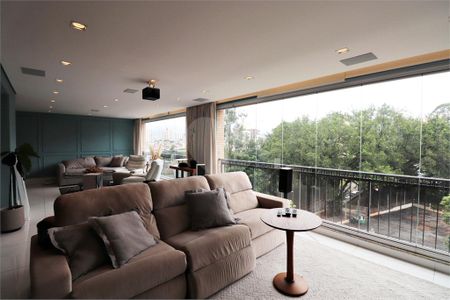 Apartamento à venda com 3 quartos, 230m² em Santana, São Paulo