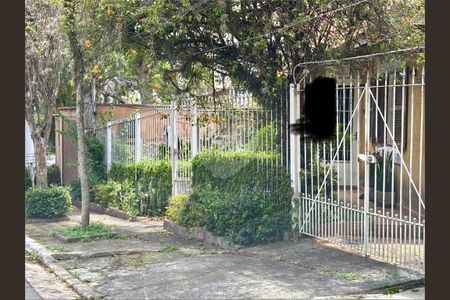 Casa à venda com 3 quartos, 160m² em Conjunto Residencial Santa Terezinha, São Paulo