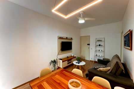 Apartamento à venda com 60m², 2 quartos e 1 vaga