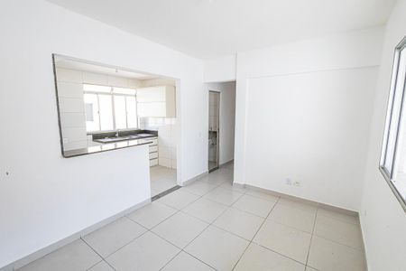 Sala de apartamento para alugar com 3 quartos, 85m² em Jaqueline, Belo Horizonte