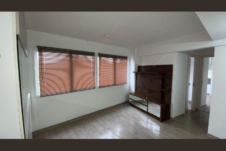 Apartamento à venda com 54m², 2 quartos e 1 vaga Apartamento à venda com 54m², 2 quartos e 1 vagaSala