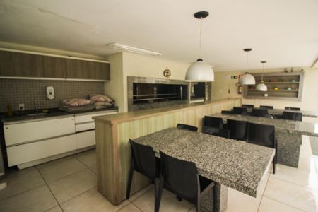 Apartamento para alugar com 54m², 2 quartos e 1 vagaÁrea comum - Churrasqueira