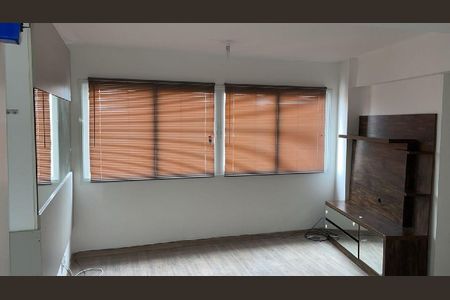 Apartamento à venda com 54m², 2 quartos e 1 vaga Apartamento à venda com 54m², 2 quartos e 1 vagaSala