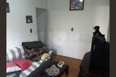 Casa à venda com 3 quartos, 120m² em Vila Nivi, São Paulo